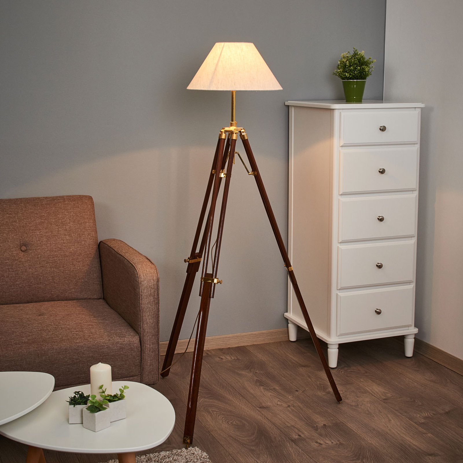 Storartad golvlampa STATIV med vit skärm