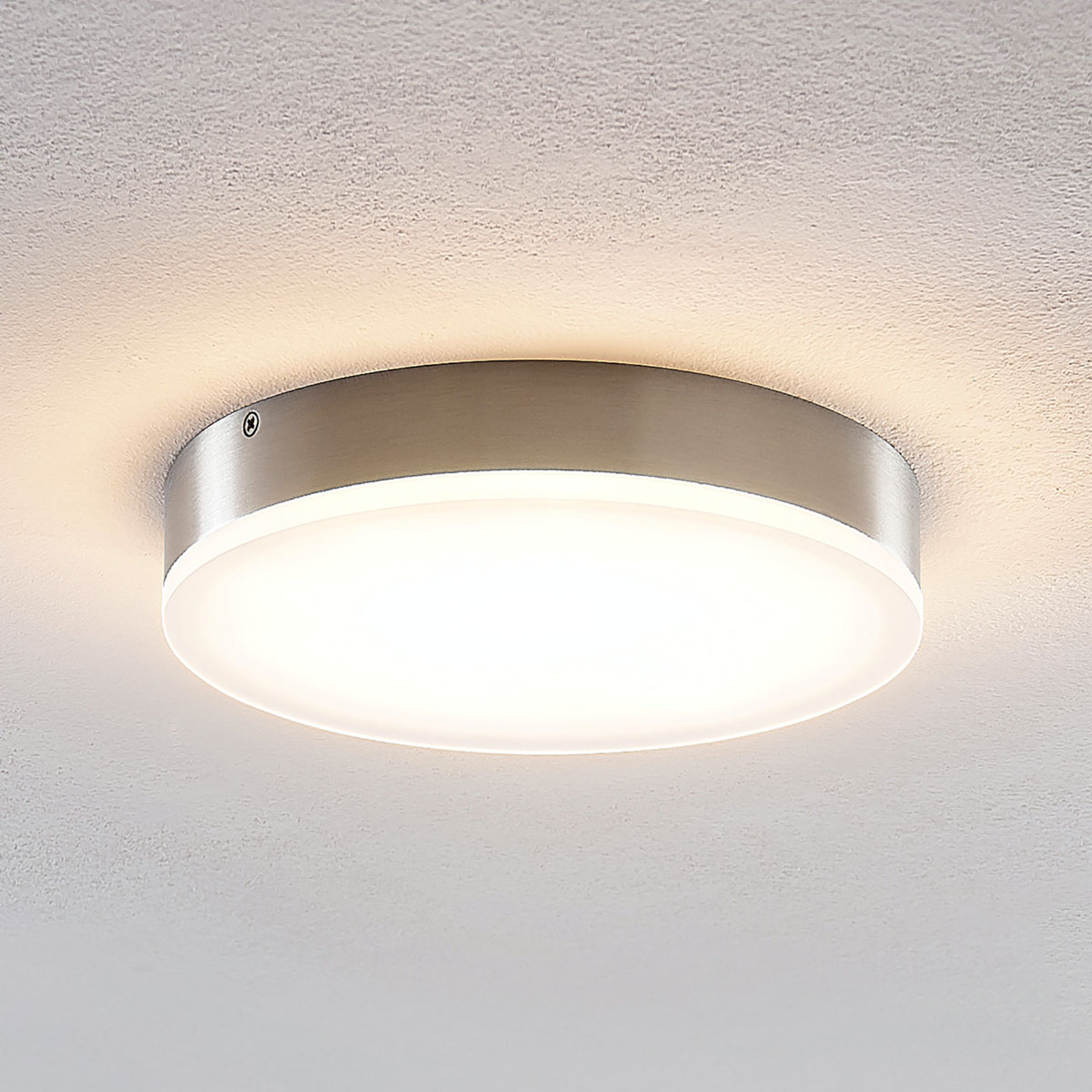 Lindby Leonta LED-taklampa, nickel, Ø 20 cm