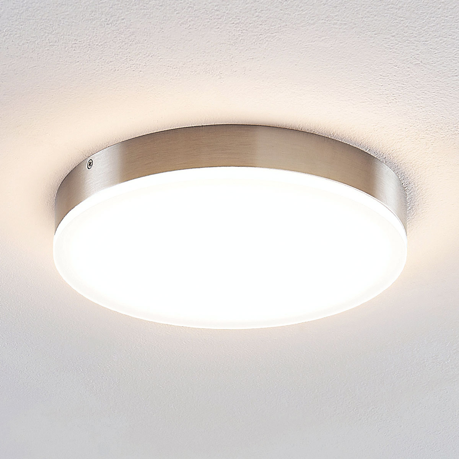 Lindby Leonta LED-taklampa, nickel, Ø 25 cm