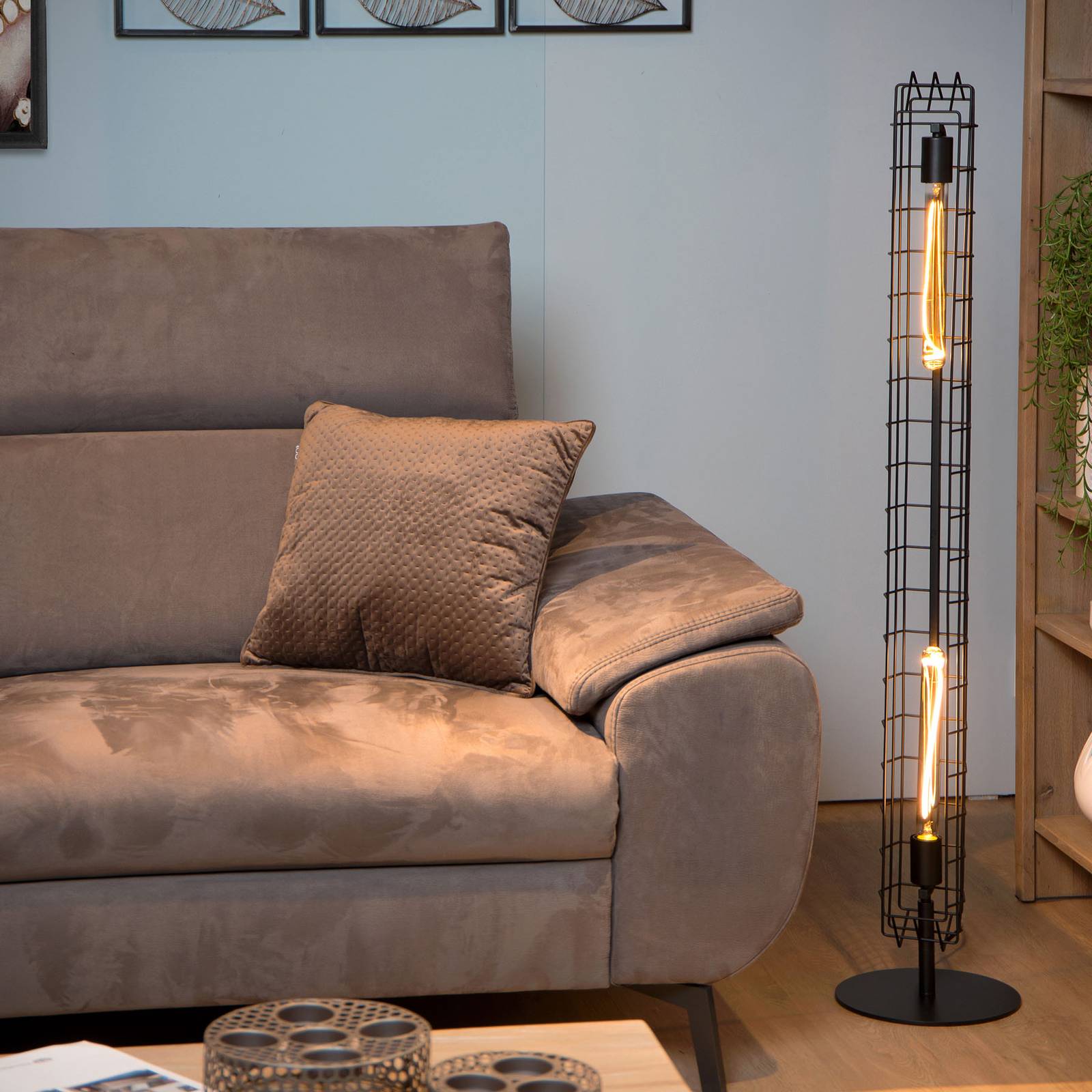 Golvlampa Lattice med metallbur