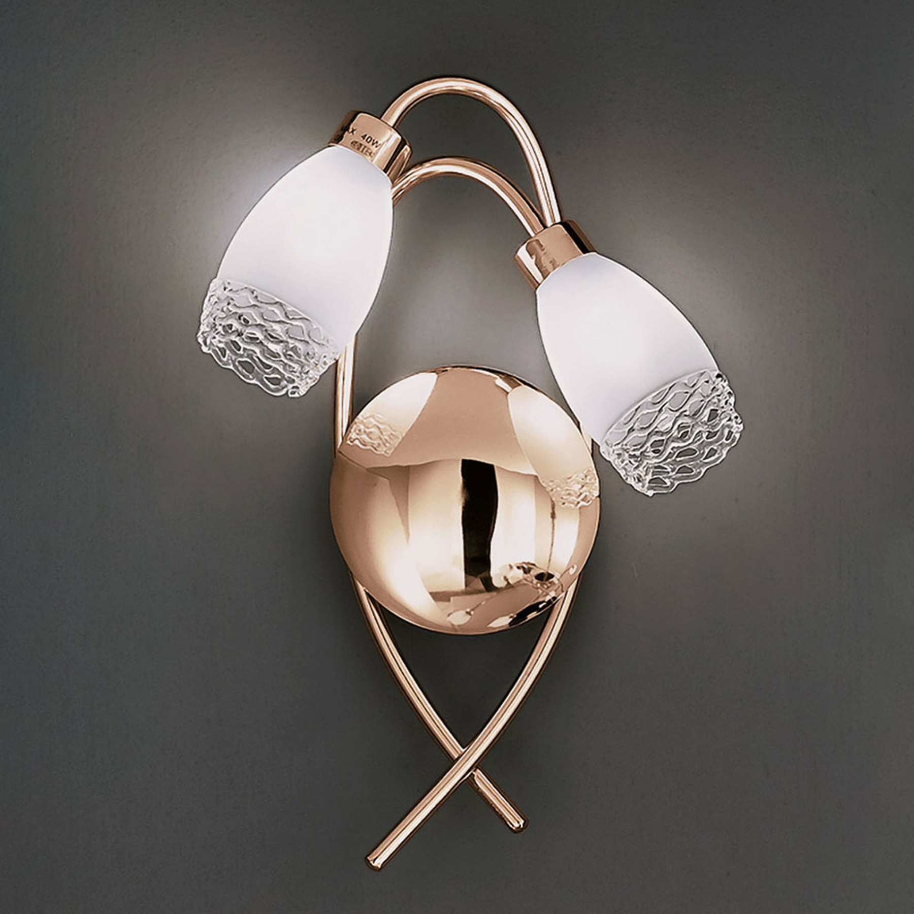 Vägglampa Ilena med glasskärmar