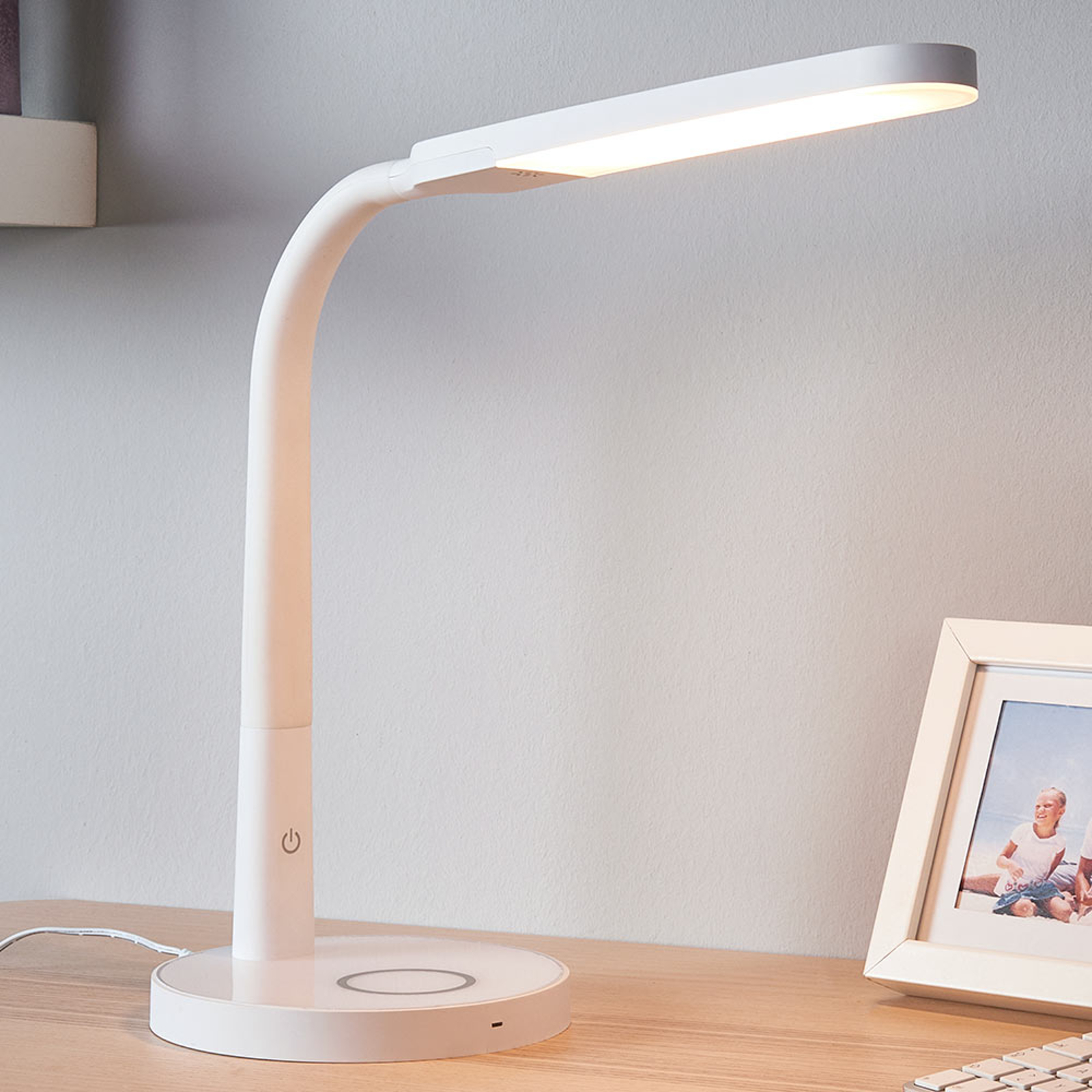 Vit LED-skrivbordslampa Maily, USB