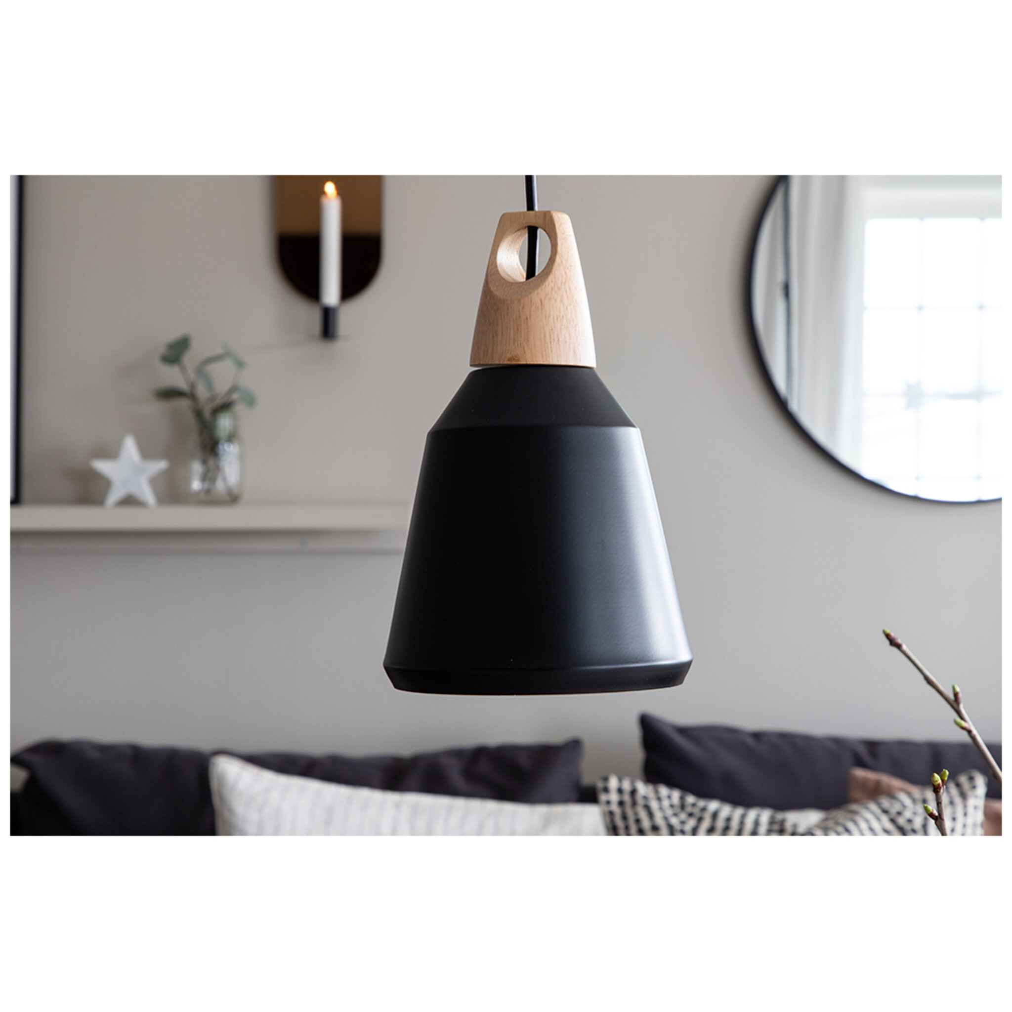 Taklampa Nao 16x25cm, svart trä/natur