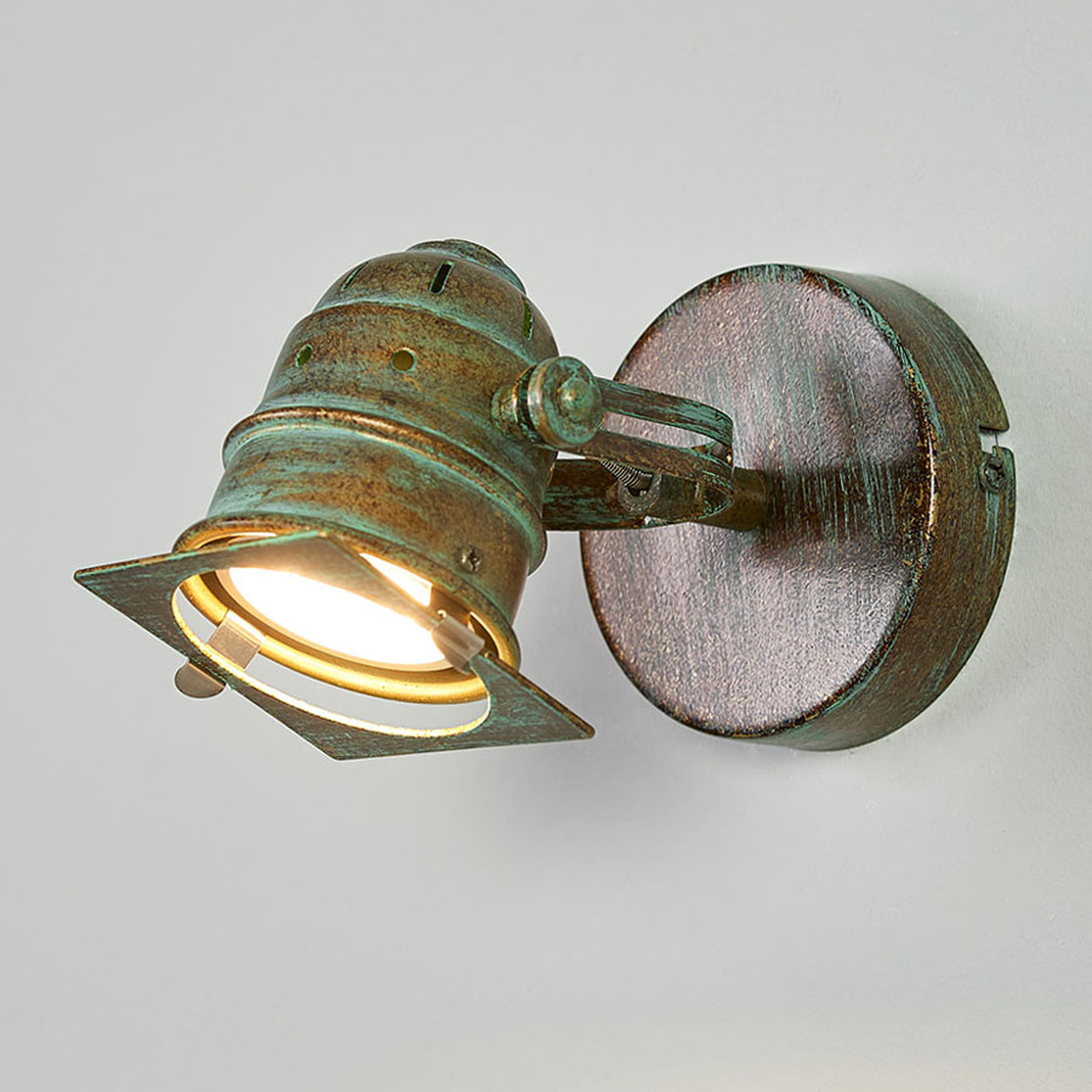 Spotlight Janek i spanskgrönt, med LED-lampa