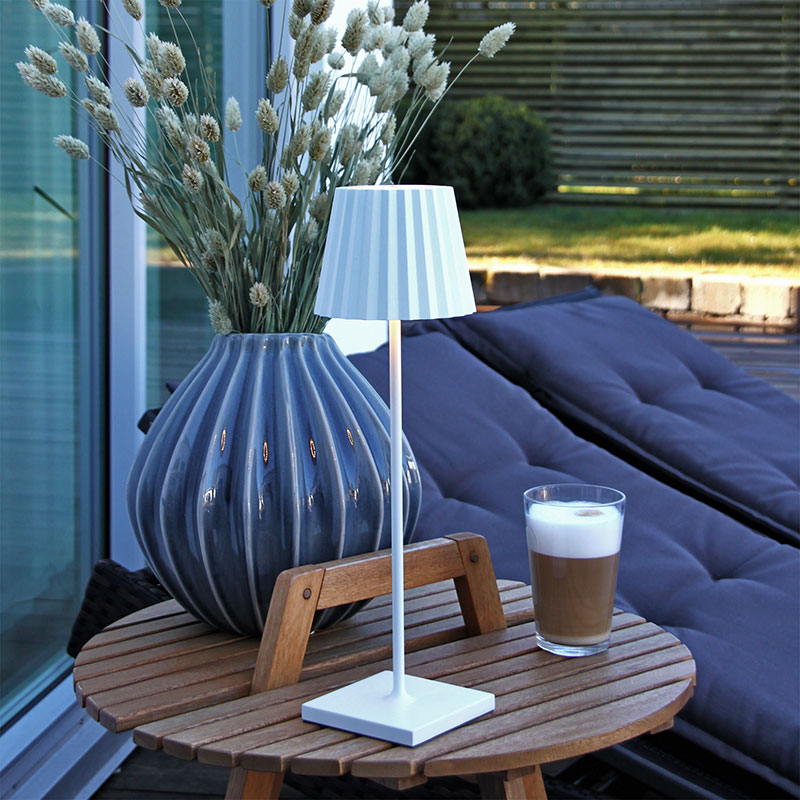 Bordslampa Lucy, LED unplugged, vit