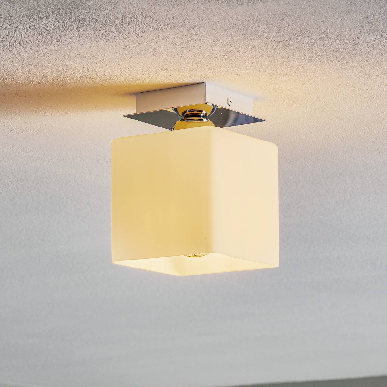 Taklampa Block, opal/krom, 1 lampa
