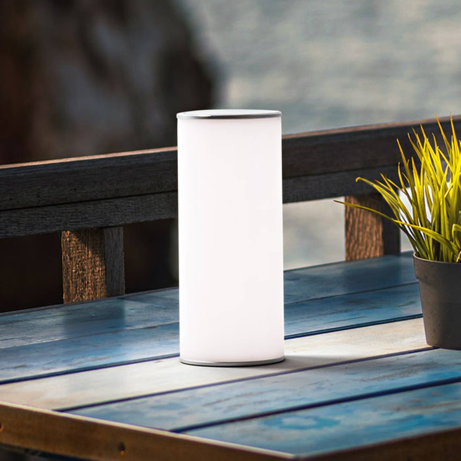 LED-bordslampa Thalia med reversibelt ljus, vit