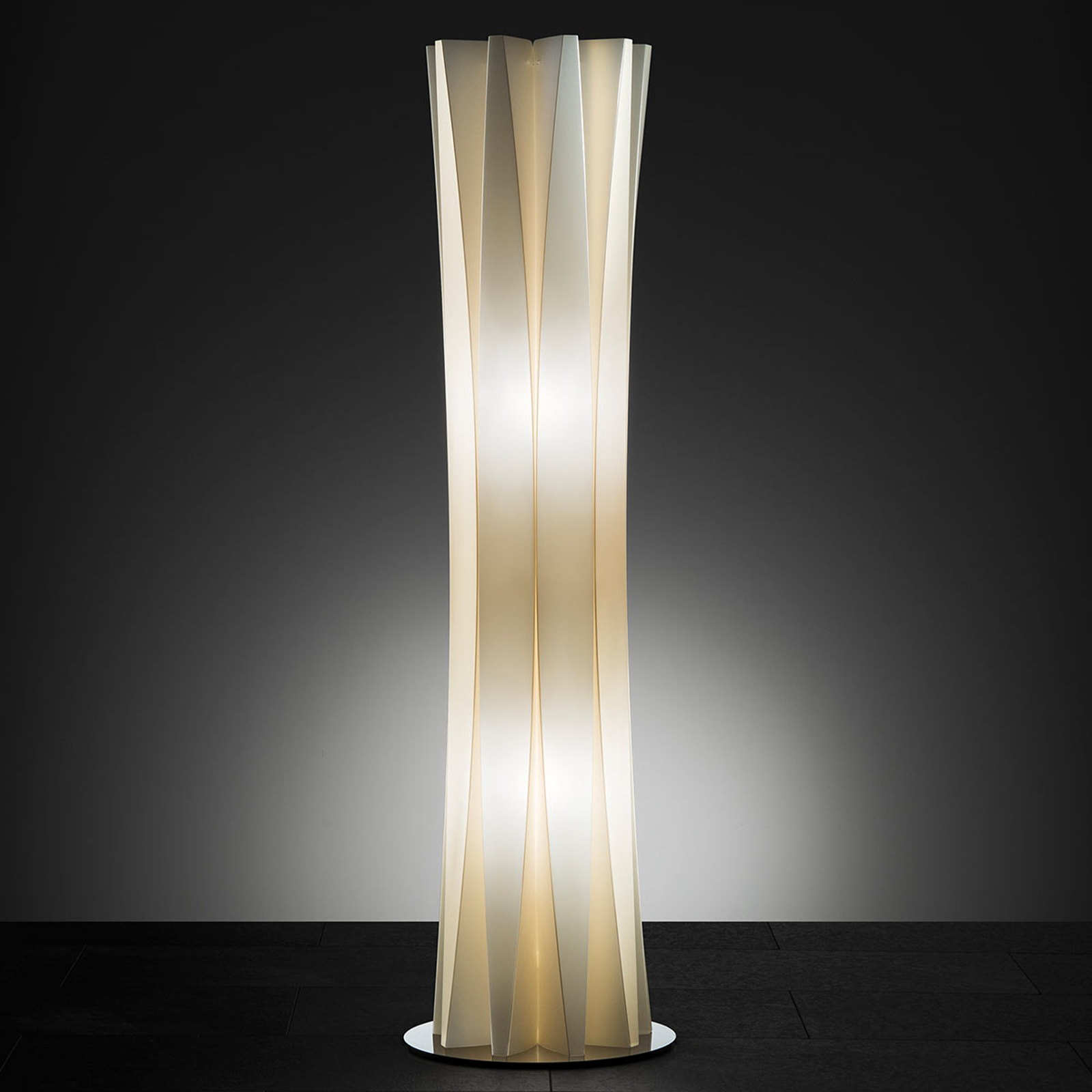 Slamp Bach, golvlampa, höjd 116 cm, guld