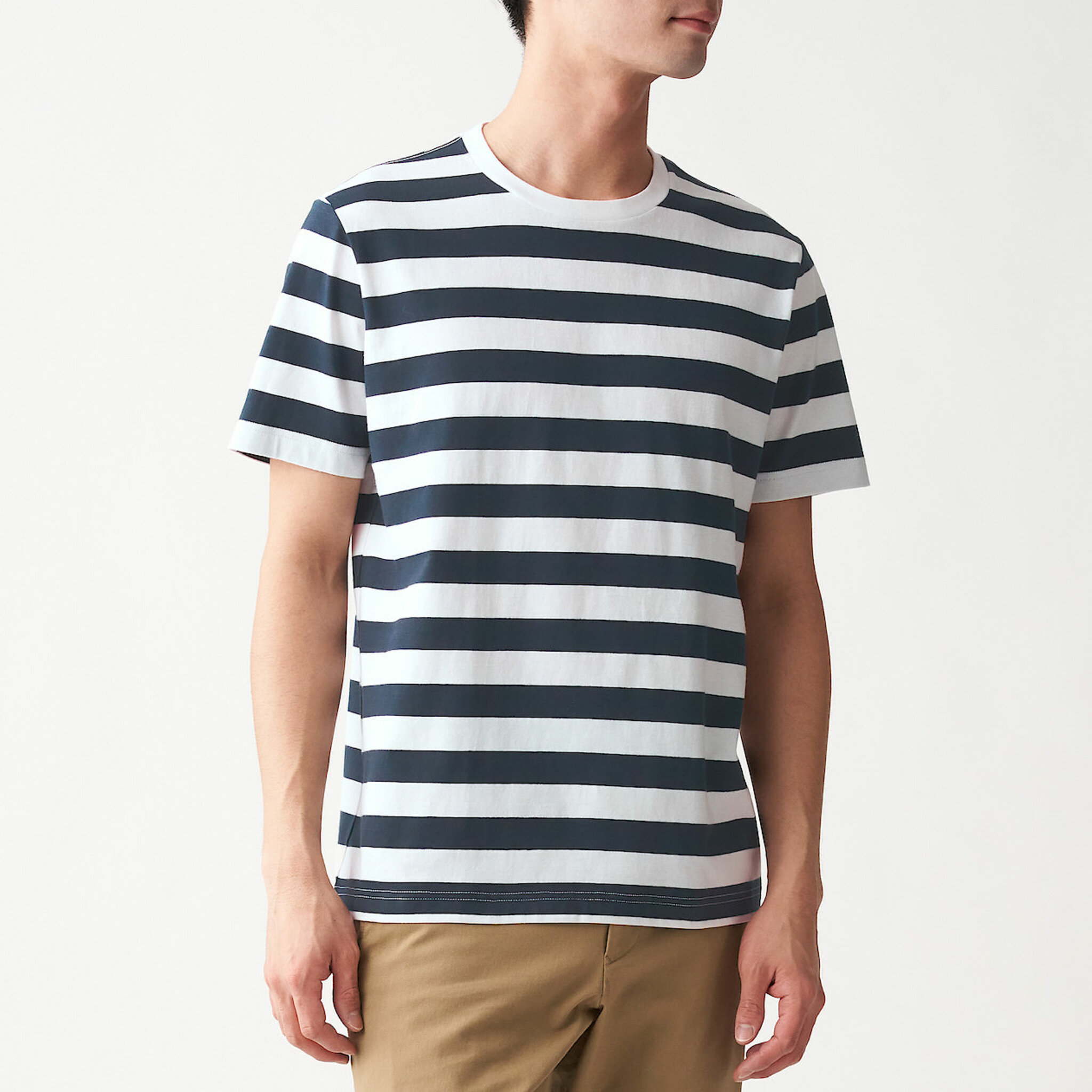 Bredrandig T-shirt I Indisk Bomull