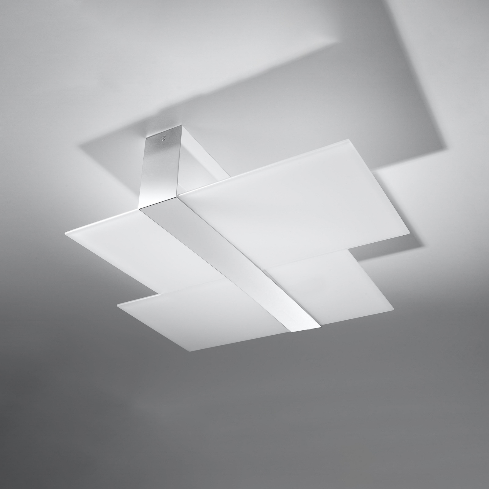 Taklampa Shifted, två glassnitt, krom