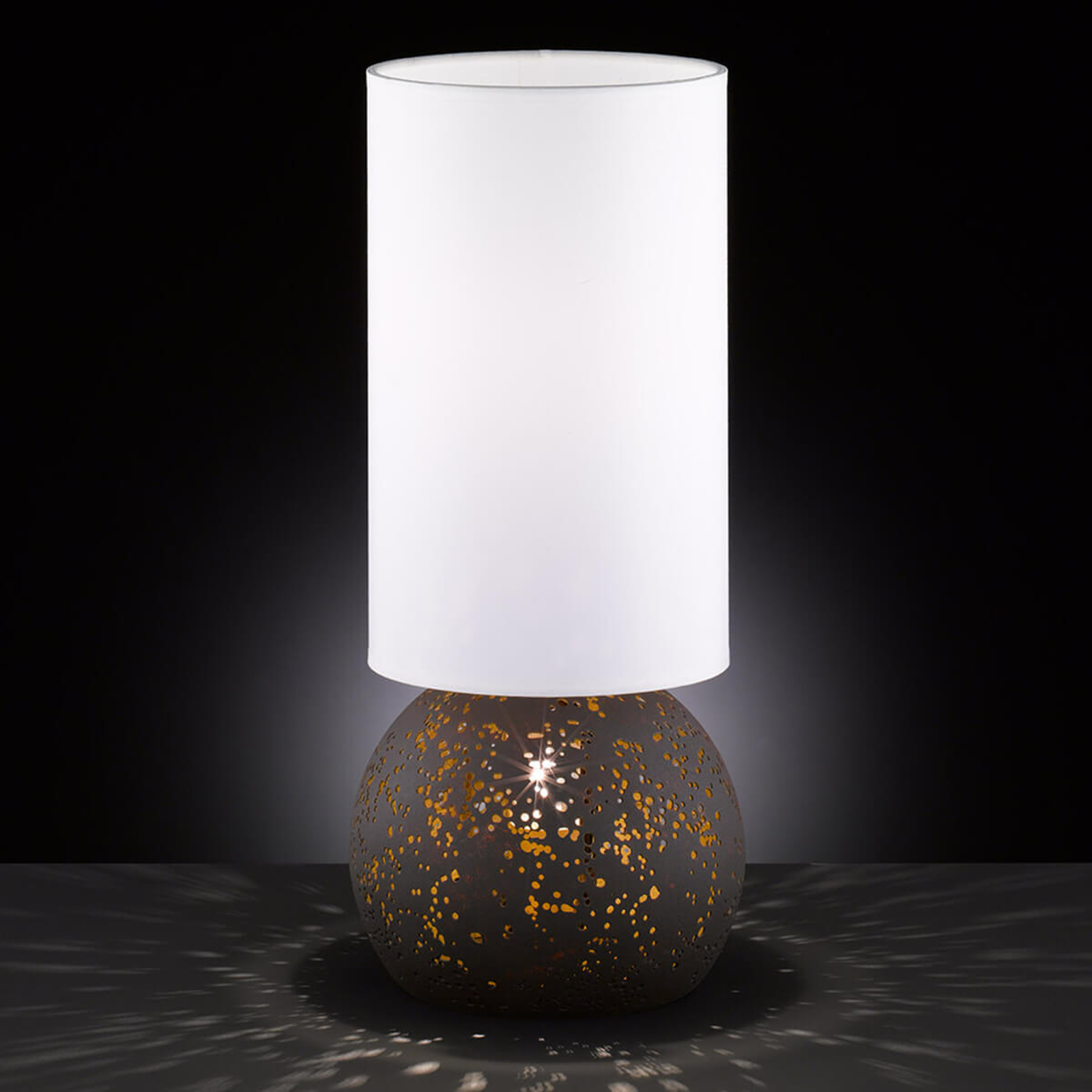 Bordslampa Avila med hålfot