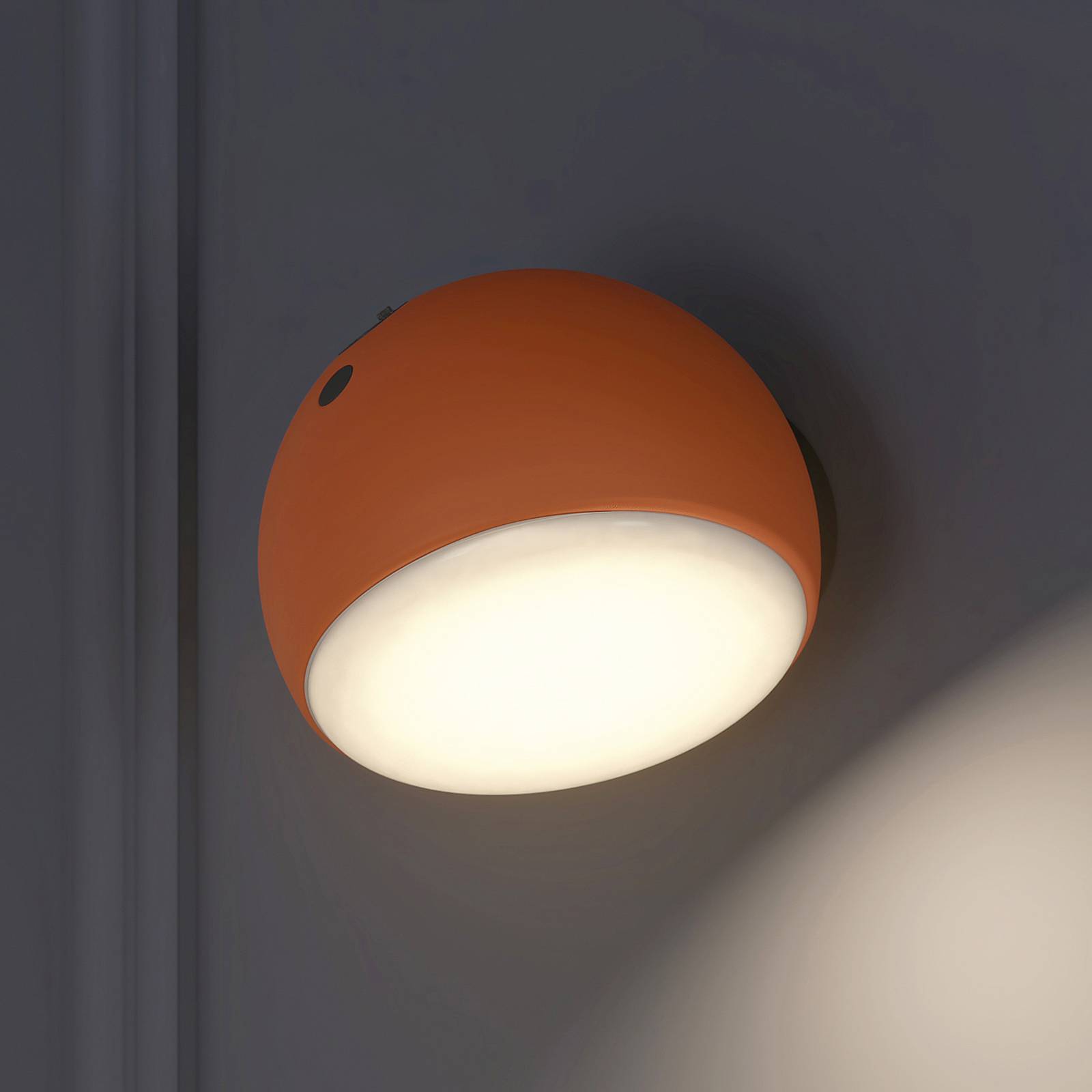 Arcchio Davir LED-vägglampa bärbar batteri orange