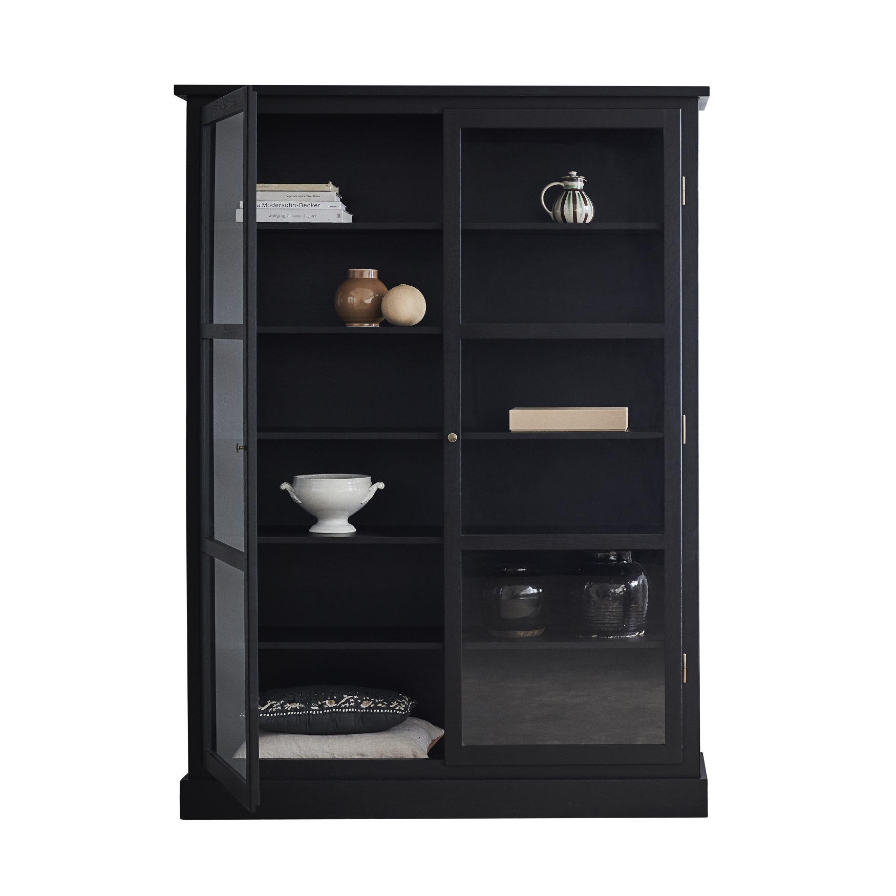 Vitrinskåp Modell N2 Dark Oak, Lindebjerg Design