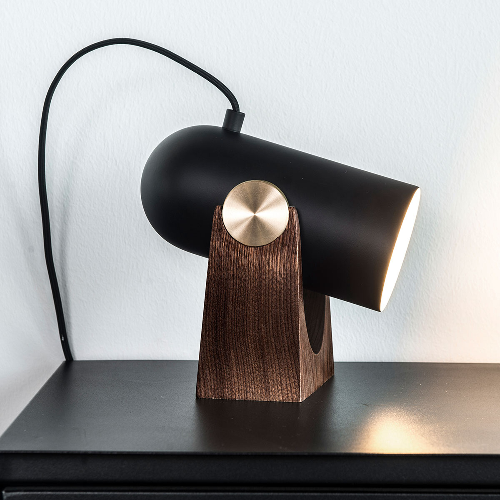 LE KLINT Carronade - svart bordslampa
