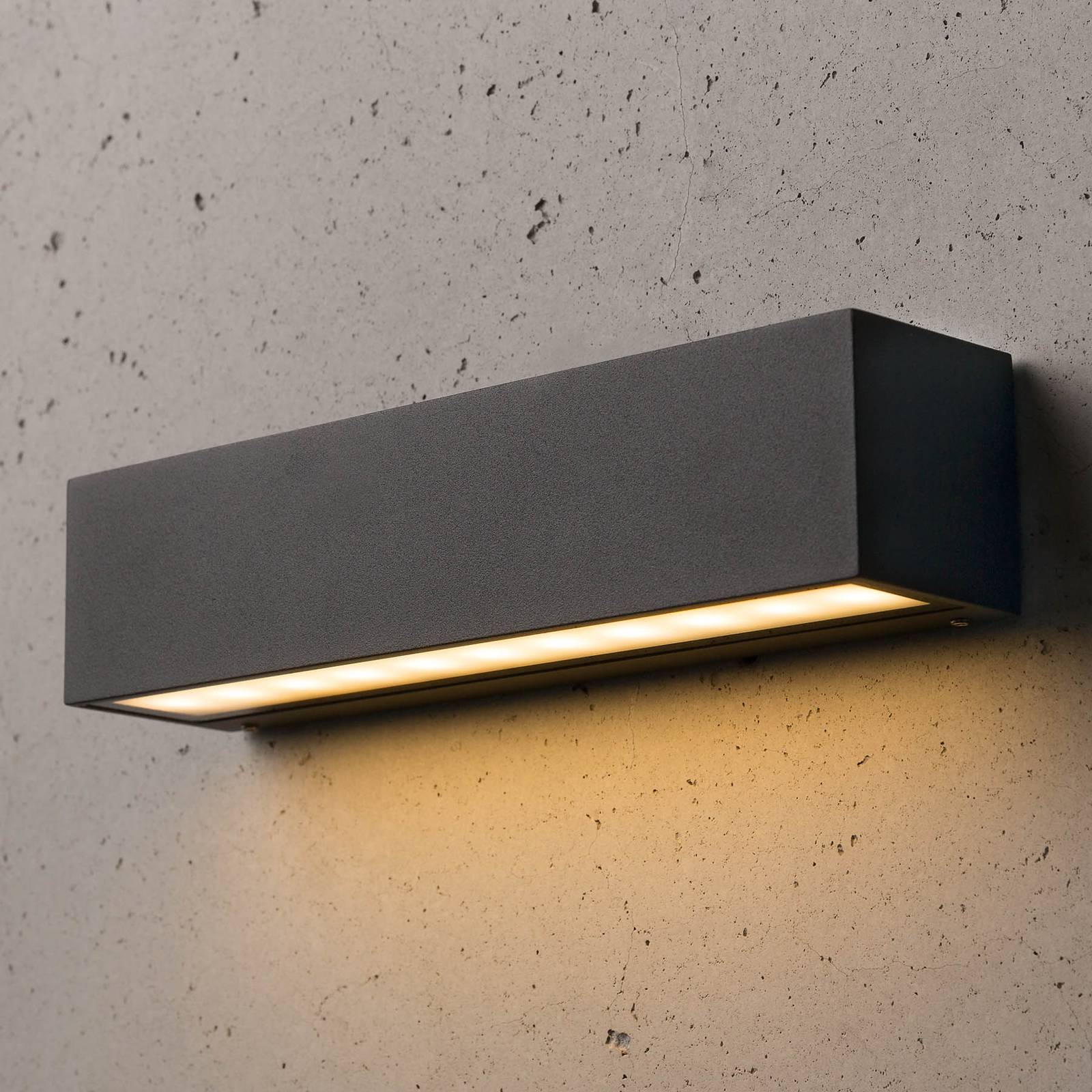 Smal LED-utomhusvägglampa Medea 25 cm