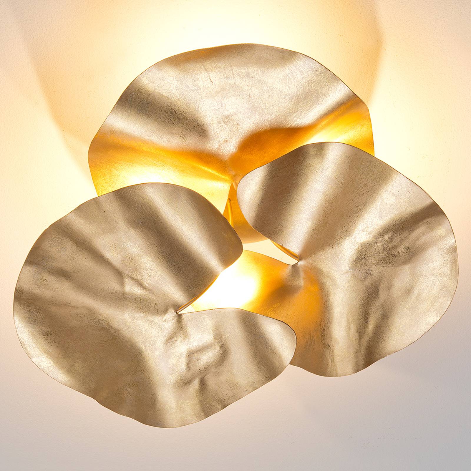 LED-taklampa Controversia