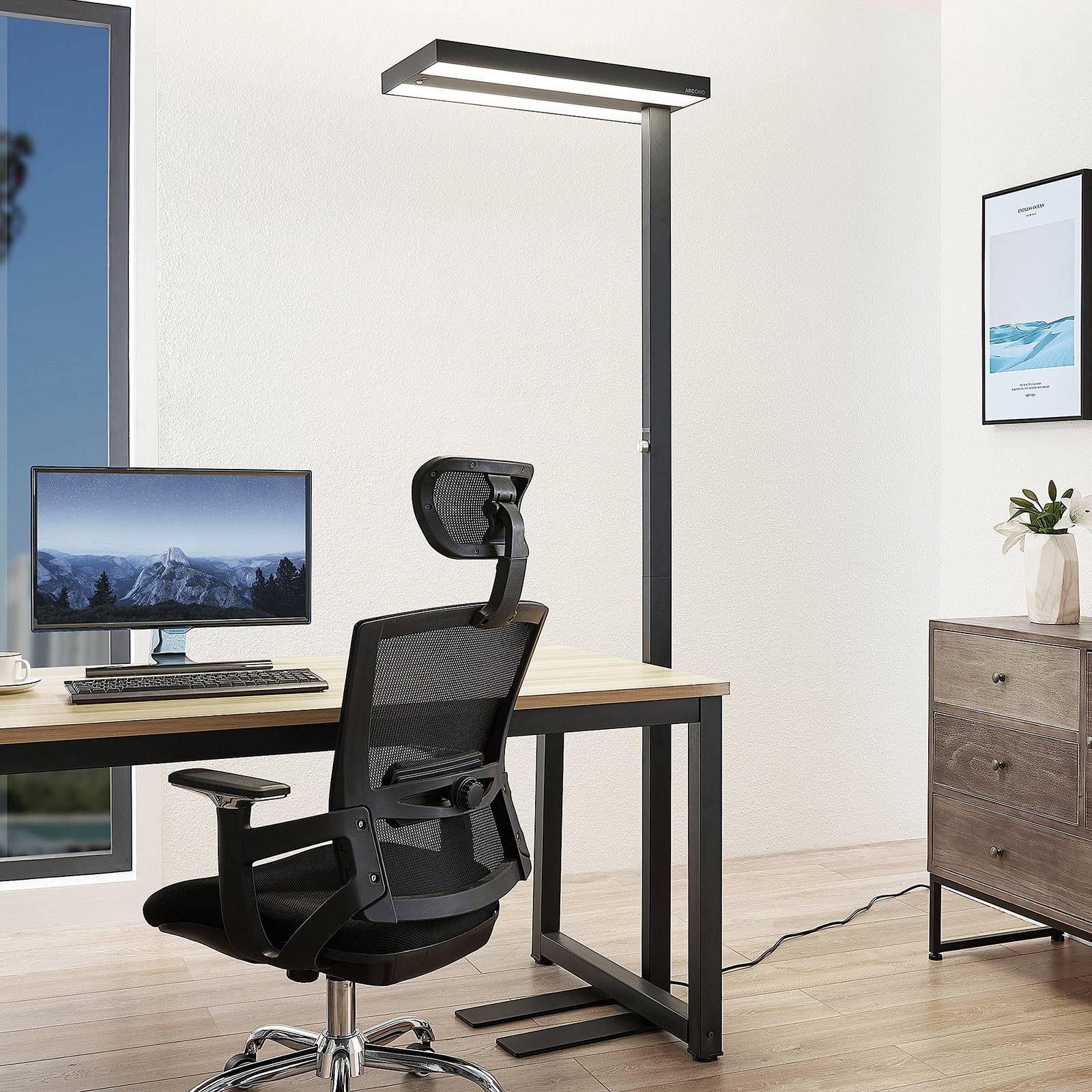 Arcchio Nelvana LED-sensor-golvlampa, svart