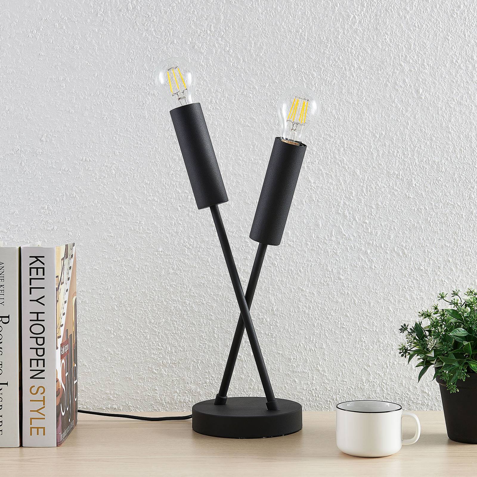 Lindby Belana bordslampa med 2 uttag