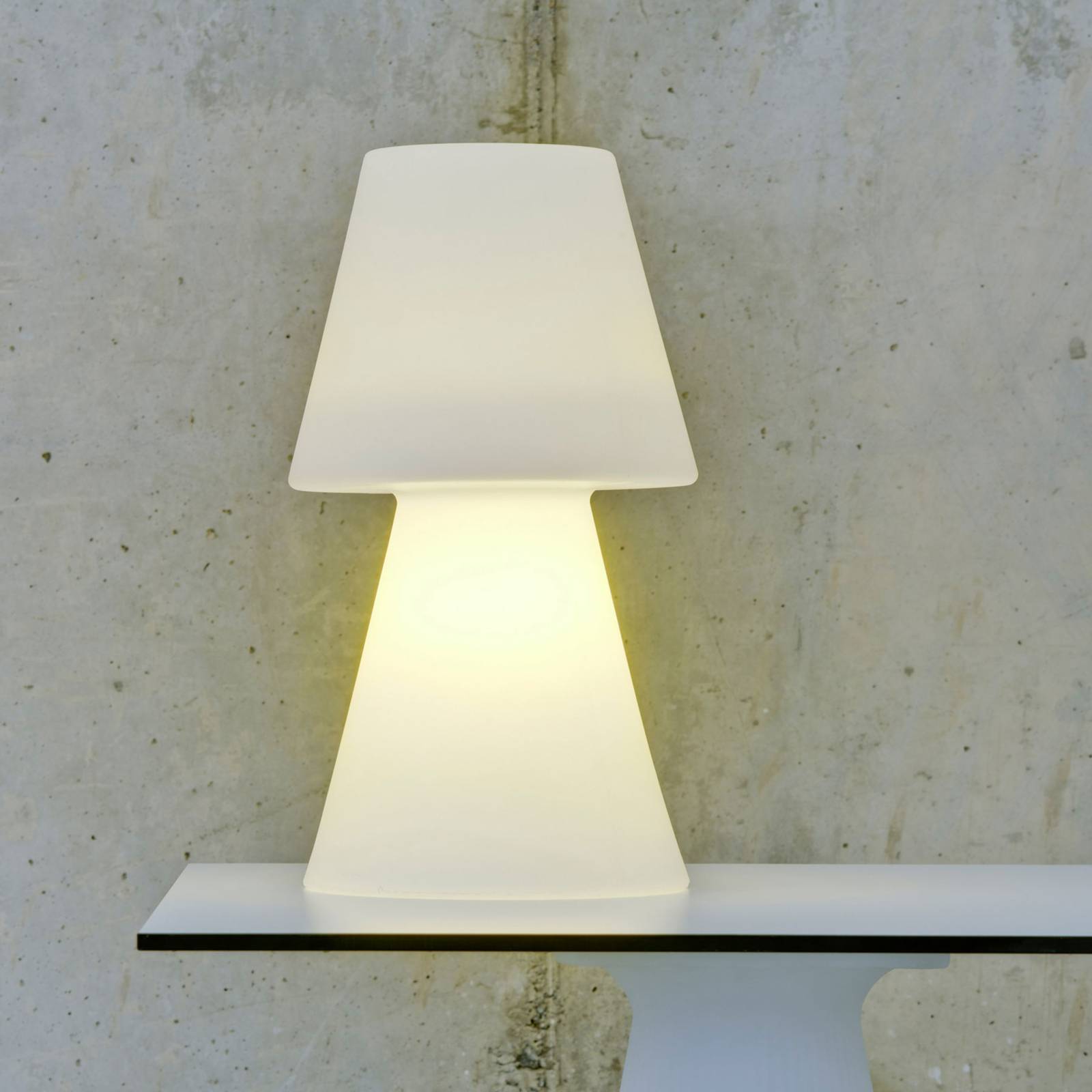 Newgarden Lola 30 LED-bordslampa kabel 2 700 K